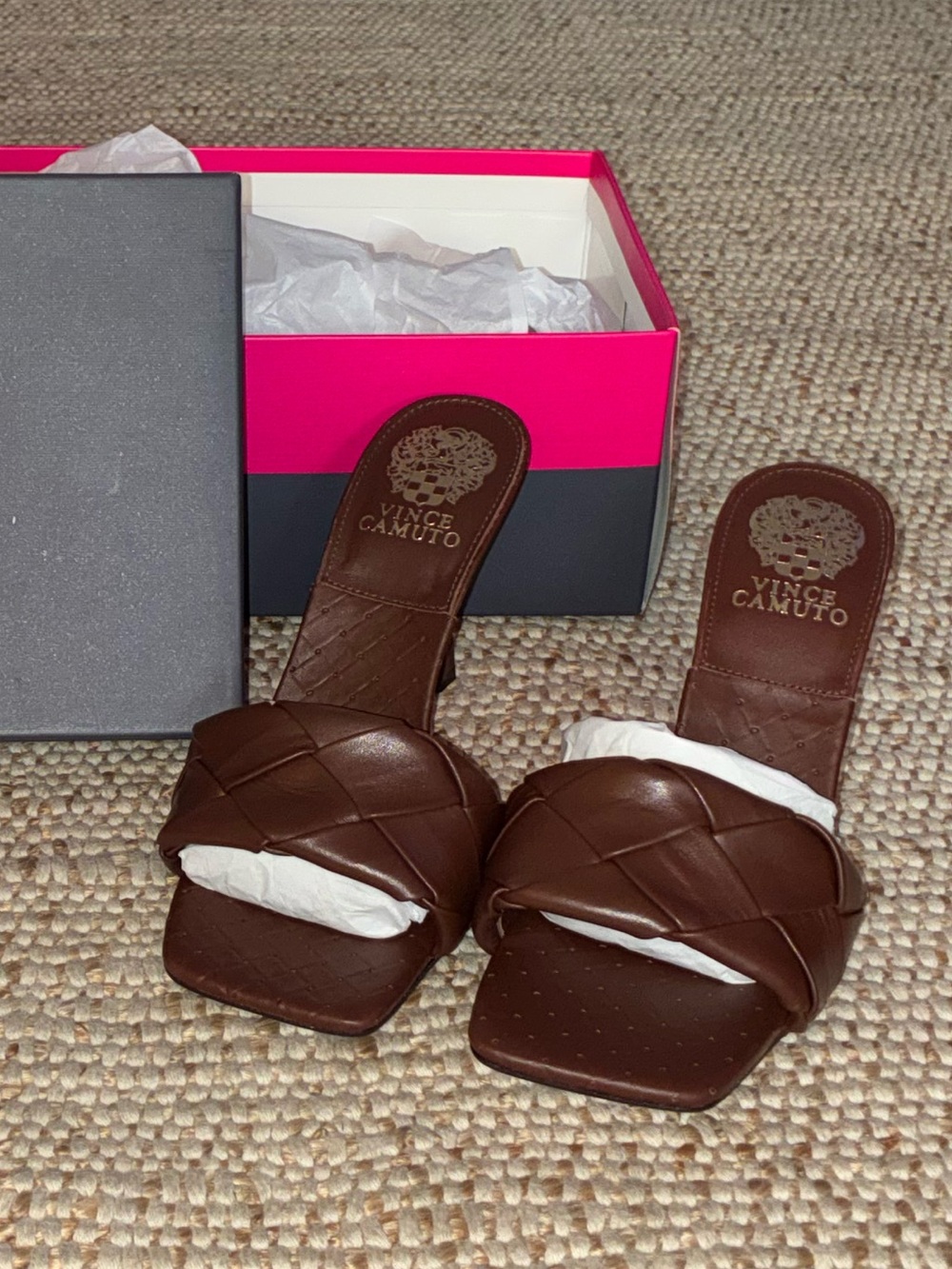 NWT Vince Camuto Brown Leather Slide Heels Size 8 Square Toe Designer Sandals - Picture 10 of 13